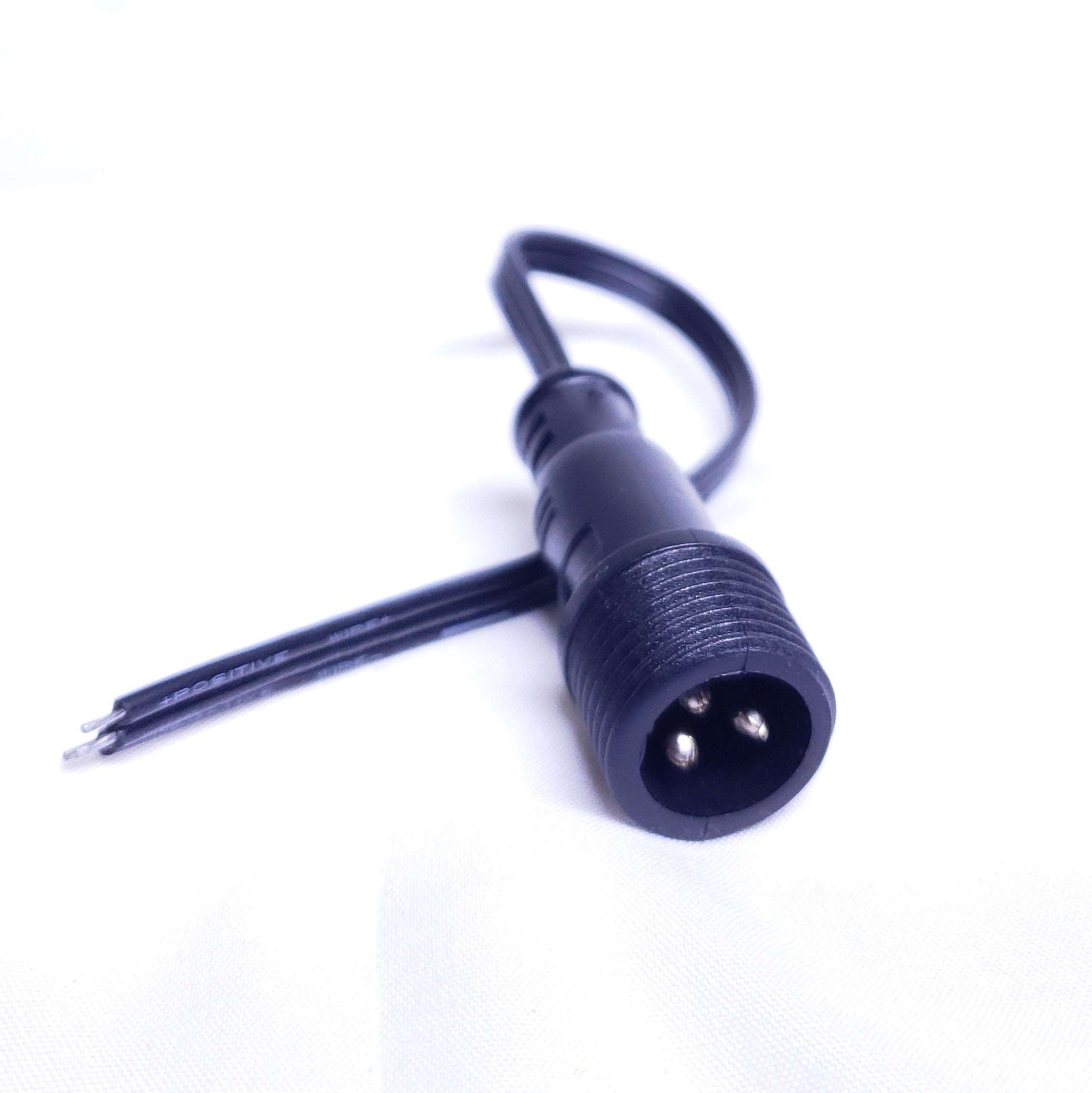 Pigtails - 3 Core - 8in - Flat Wire - Black